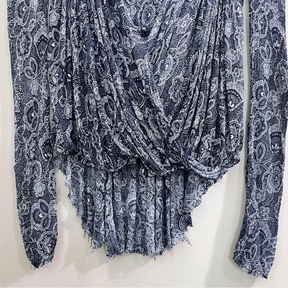 NWOT Free People New Romantics V-Neck Print Top
